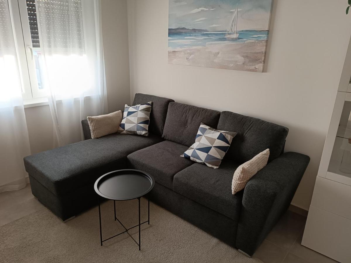 Nika Appartement *